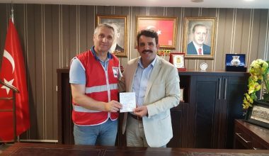 Çakır Kızılay’a kurban bağışında bulundu Çakır Kızılay’a kurban bağışında bulundu